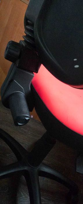 дитячий стілець для школи дівчачий