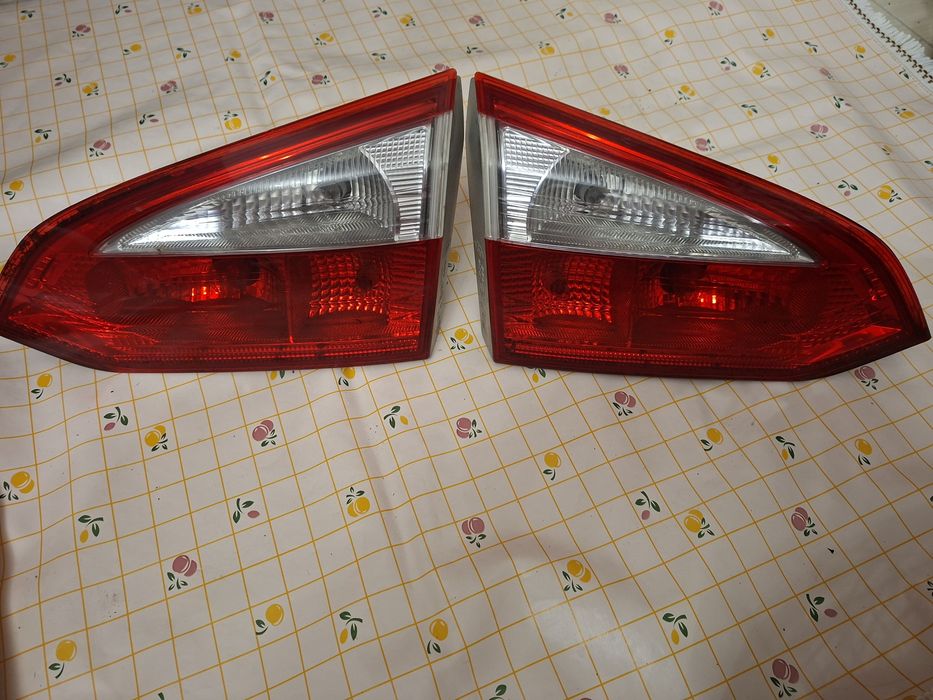 стопи задні фонарі для Ford Focus 3 2011-2014 років.