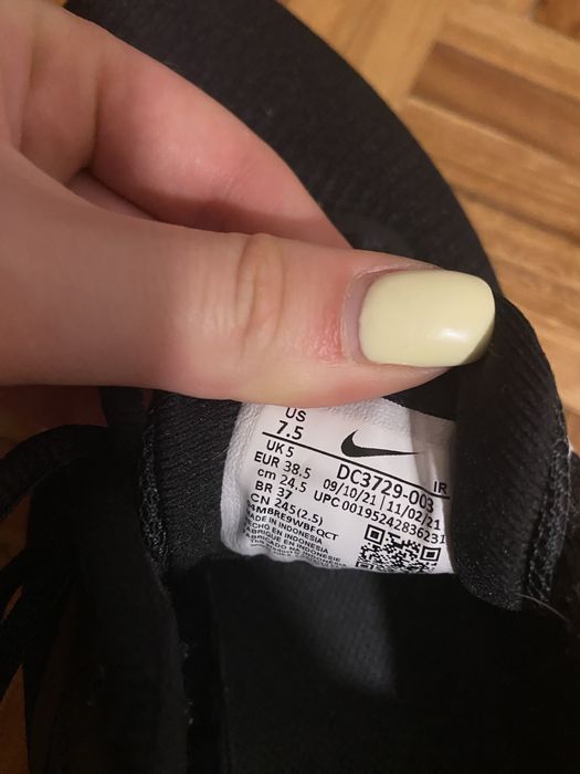 Sapatilhas Nike como novas