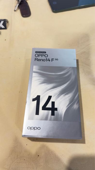 Oppo reno 14 F como novo