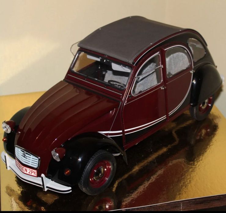 Citroen 2cv “Charleston” 1/8