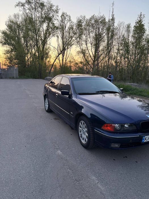 Продам BMW e39 M52b25