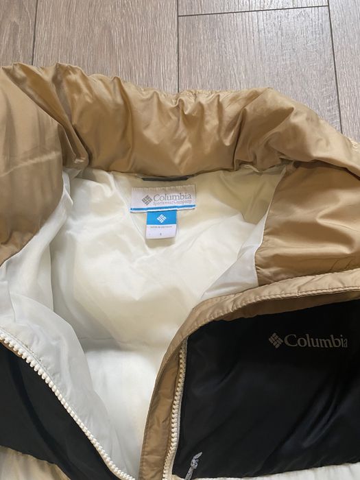 Продам женскую куртку