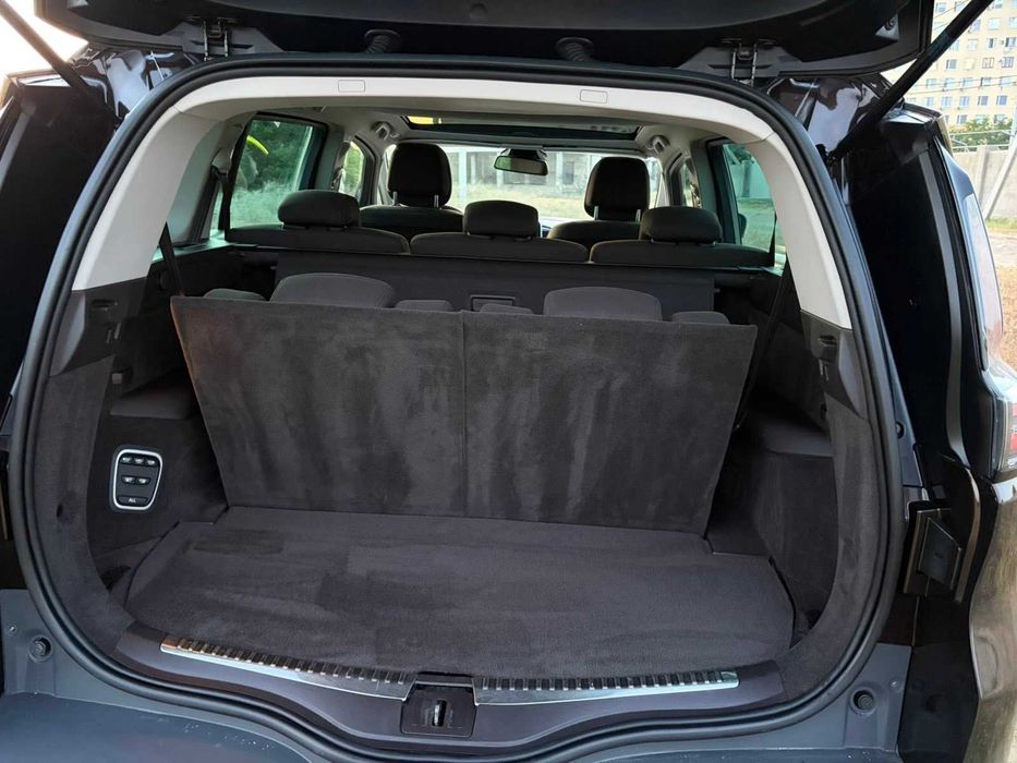 Автомобіль Renault Espace 2015 р