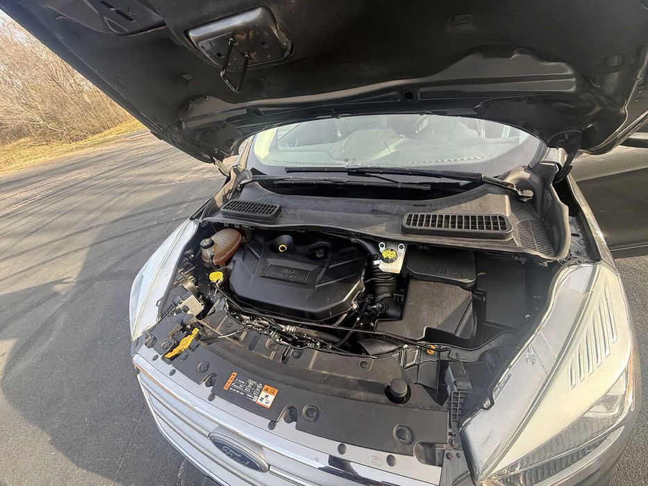 Ford Escape Titanium      2017