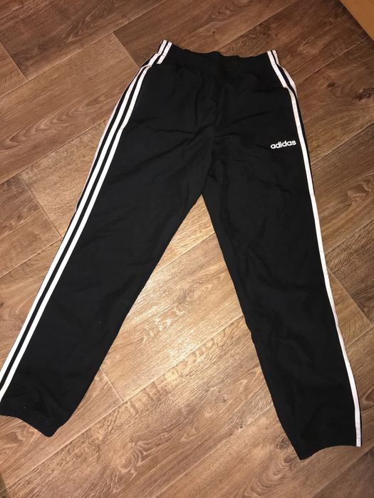 Костюм adidas спортивный