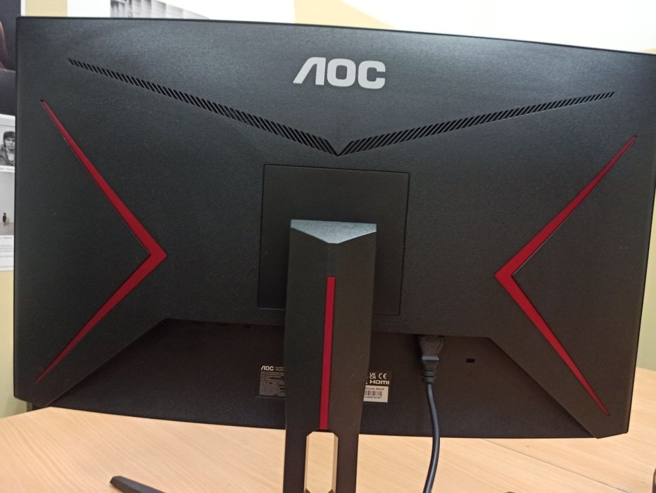 Monitor aoc uszkodzony