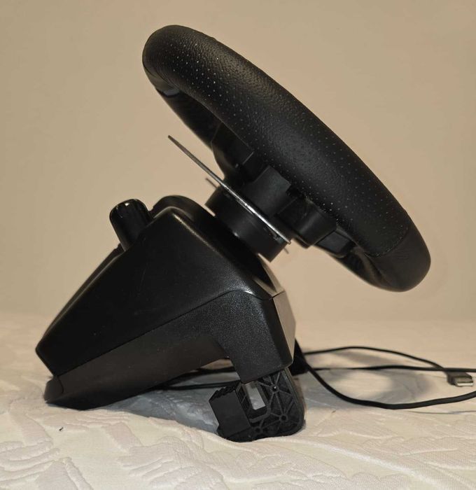 Logitech G29 Driving Force + Shifter (PS5/PS4/PS3/PC)