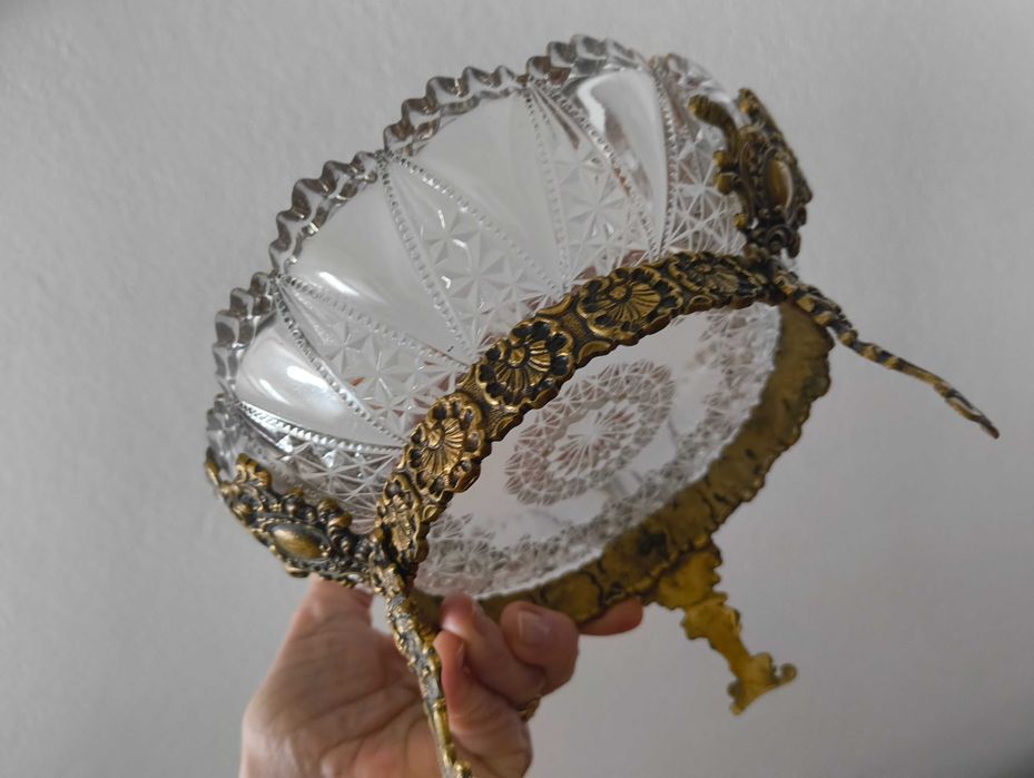 Fruteira antiga em vidro e bronze