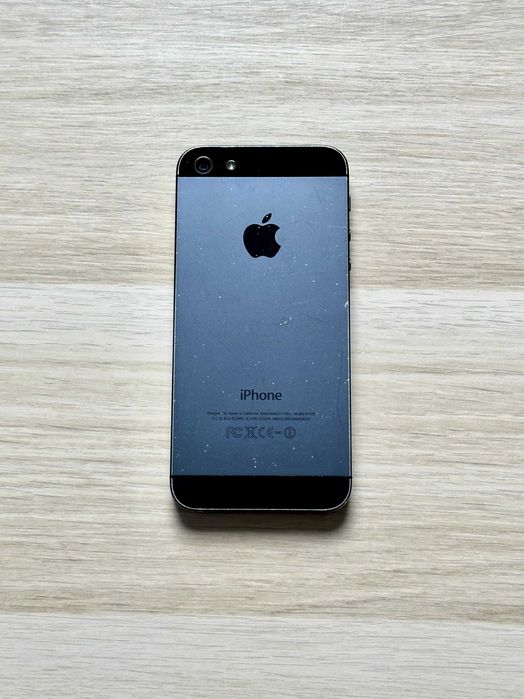 iPhone 5 – Blokada iCloud – Na części