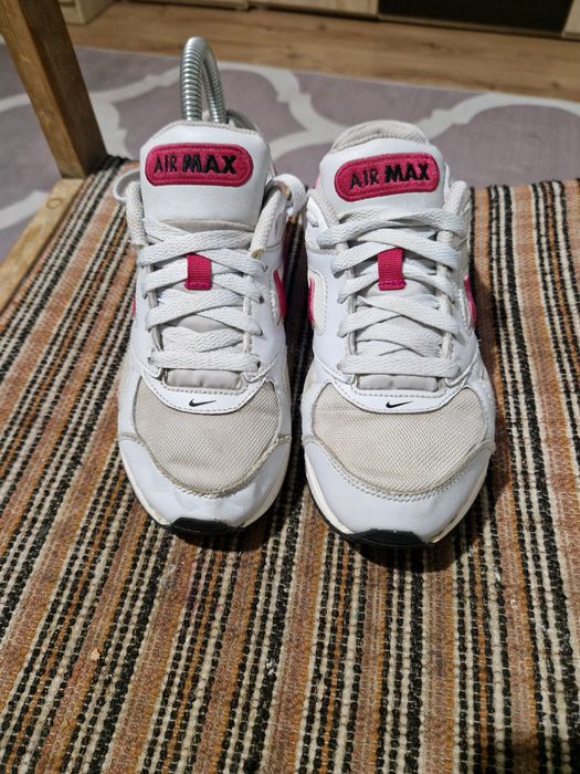 Sneakersy Nike Air max Ivo r 35.5