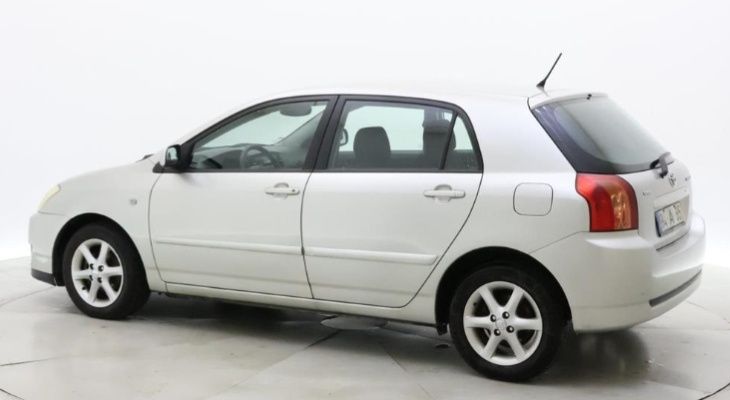 Reservado Toyota Corolla 1.4 Vvt-i ano 2005  apenas 150 mil kms