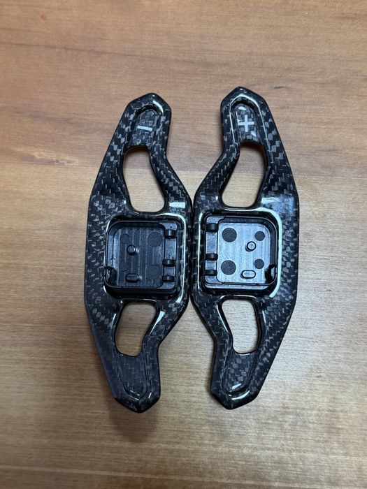 карбонова накладка на підкермовий пелюсток Audi a3-A4-Audi tt mk2