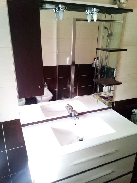 Móvel sala de banho com espelho e lavatório, comp 1m