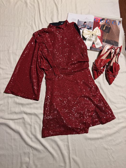 Червона сукня  від Zara