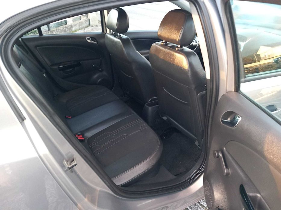 OPEL CORSA D 1.2 2012 - CX VELOCIDADES AUTOMÁTICA