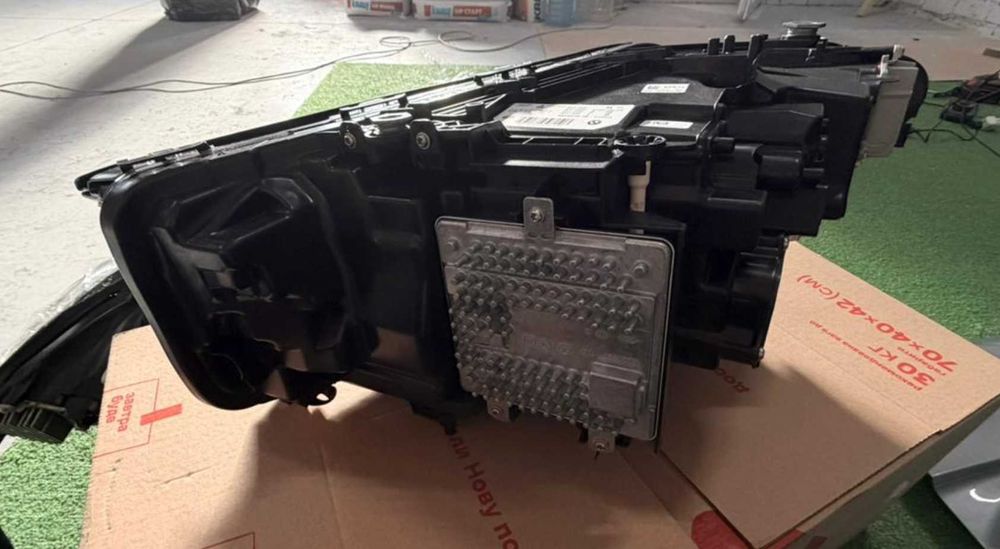 Фари BMW G30 LCI shadow line фара ліва права рестайлінг adaptive led