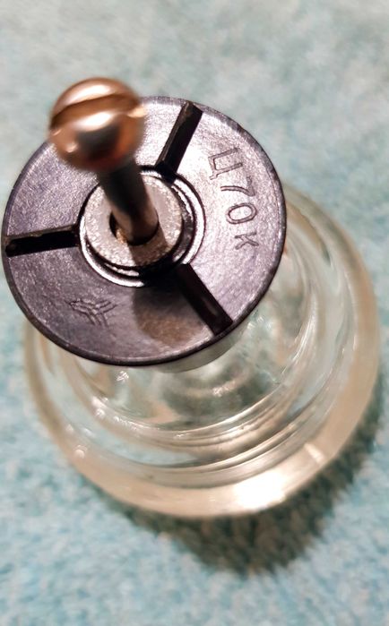 Стеклянные дверные ручки СССР