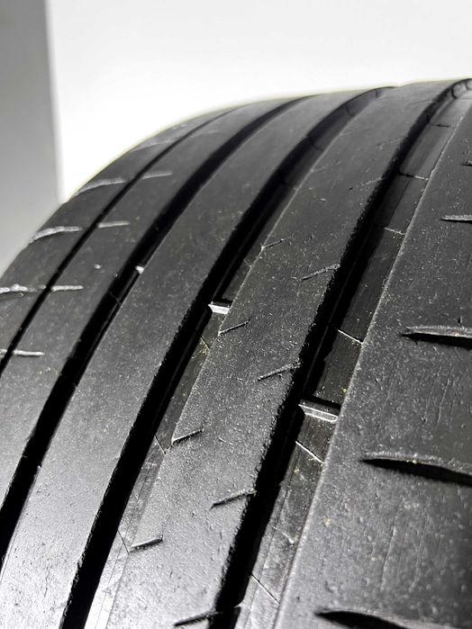 Pneus Michelin Pilot Sport 4S - 245/35/19 - Como NOVOS