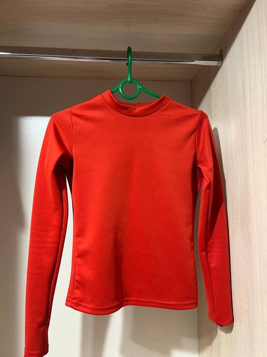 Кофтинка біла, червона, чорна