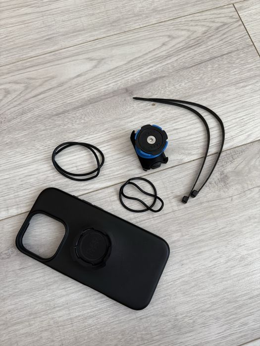Quad lock steam + podkładka + case iPhone 16 pro