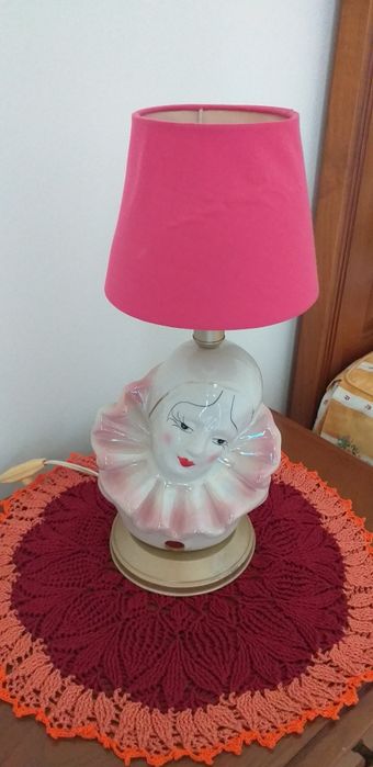 Vendo bonito candeeiro