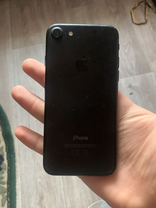 Продам iphone 7 128 gb