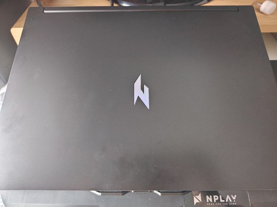 Portatil acer nitro v16