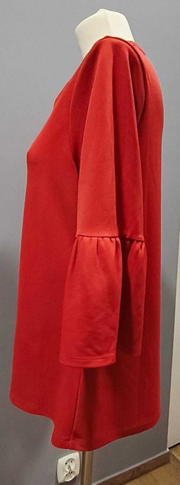 Elegancka bluzka z rękawem 3/4 i falbaną - r. XL