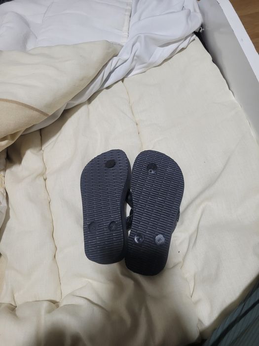 Havaiana como novo