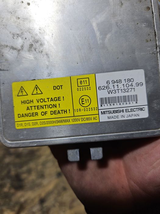Przetwornica Bmw E90 E91 E92 E93 Volvo XC70 V70 S80 lampy xenonu moduł
