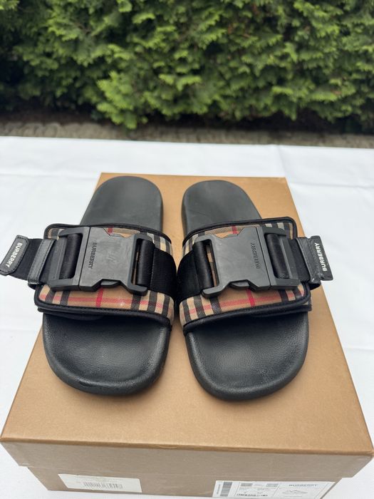 Męskie klapki Burberry