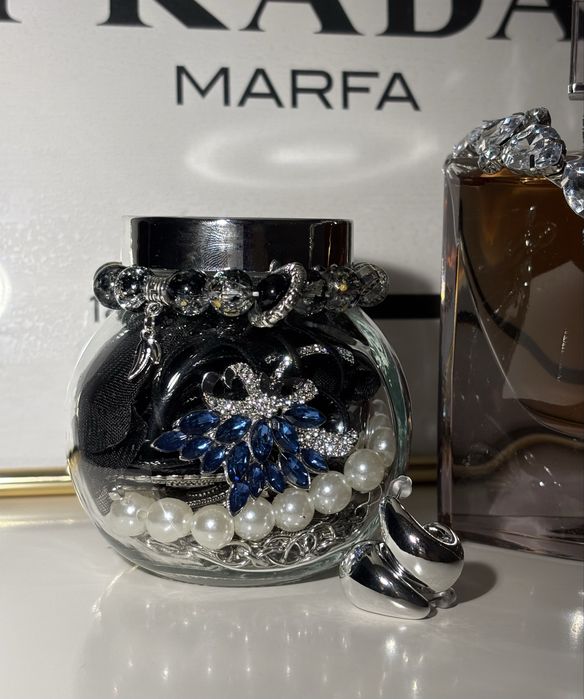 Mystery jewerly jar