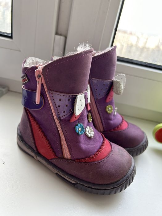 Зимові сапожки для дівчинки