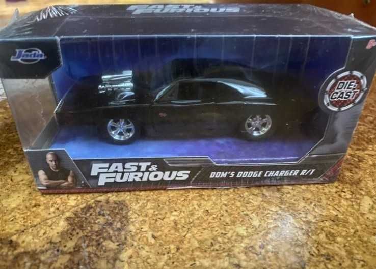 Carros 1/32 Fast and Furious + Porsche 718 Boxster Buraggo Vermelho