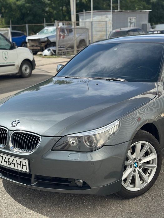 Продам автомобіль BMW 525 XI