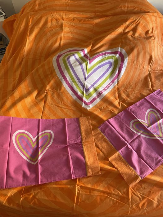 Capa de edredon e fronhas Agatha Ruiz de La Prada, para cama de casal