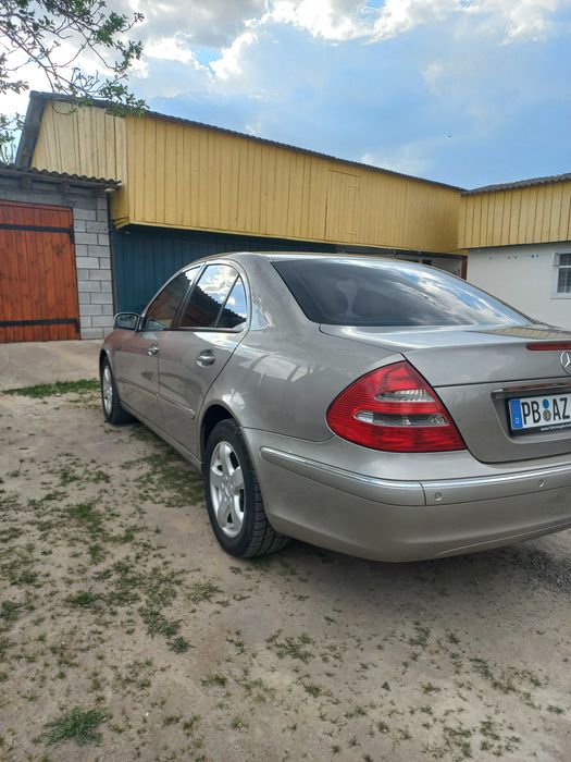 Продам Мерседес w211 2.2 cdi