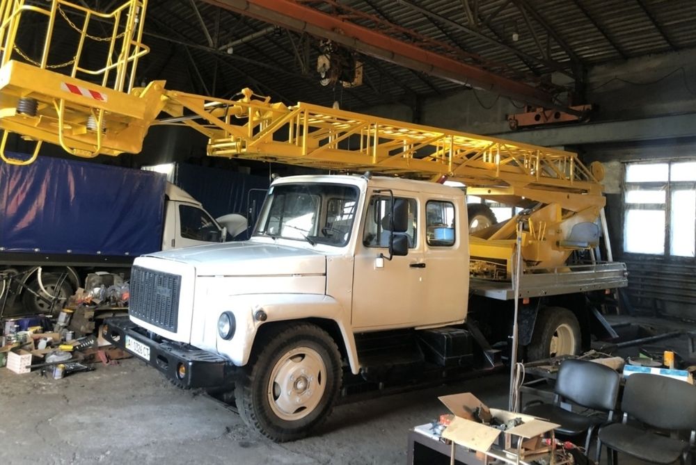 Оренда послуги автовежі аренда автовишки