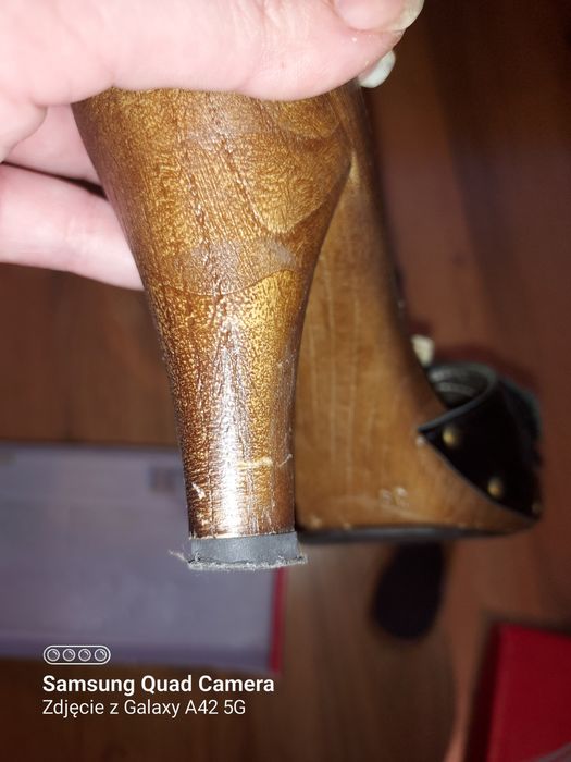 Klapki na koturnie r 39