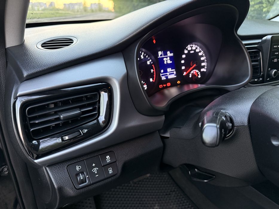 Kia Rio 2017 року
