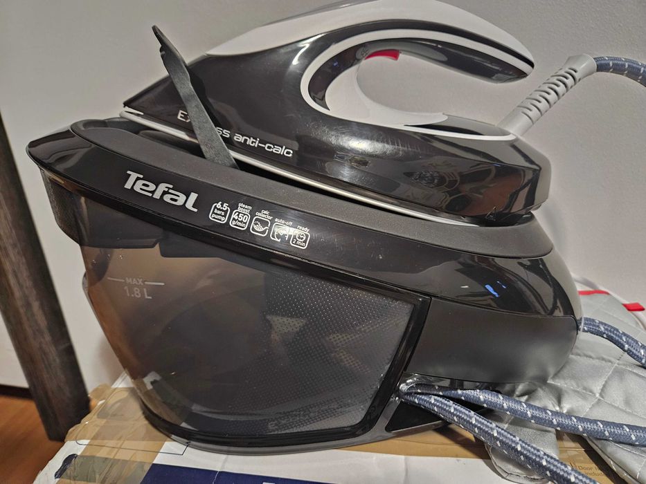 Stacja Parowa Tefal Express Anti-Calc 2800 W Generator Pary Żelazko