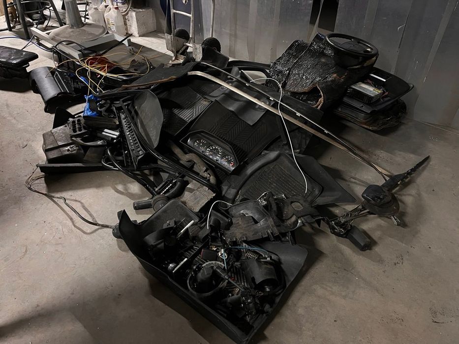 Mercedes 124 na części