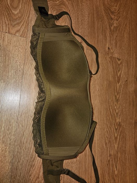 Biustonosz 60 C nowy TU