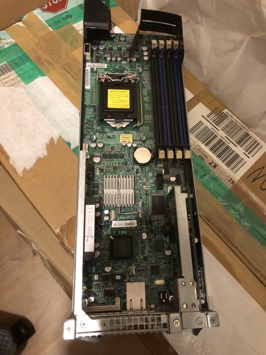 Plyta Supermicro MBD-X9SRD-F