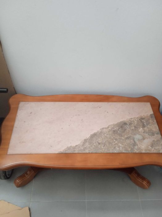 Mesa de sentro altura 45cm largura 45cm comprimento 90