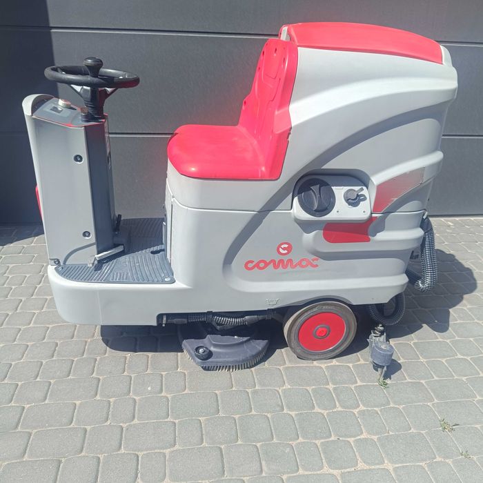 Szorowarka /maszyna czyszcząca Comac  Innowa 75 BT Nowe Baterie litowe