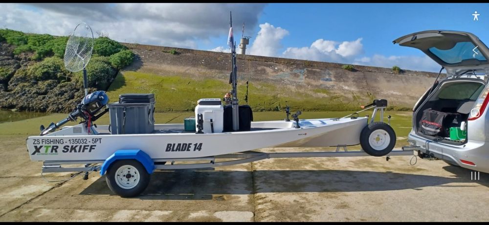 Skiff XTR Blade 14 (COMO NOVO) + Atrelado + Extras