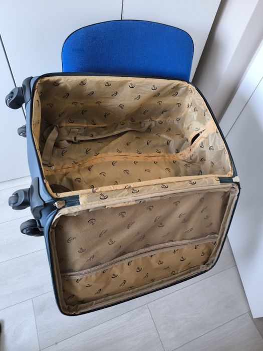 Walizka duża stan jak na zdjęciu