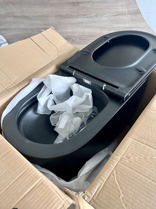 Miska WC Massi wisząca rimless czarna LERA z deską wolnoopadającą Slim